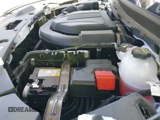 ✅ 2025 Buick Enclave Preferred • VIN: 5GAERARS8SJ174029 • Lot: 42060359. Listed on IAAI with 4,152 mi. Free auction sales archive from the USA and detailed vehicle history report at DreamBid. Image 20.