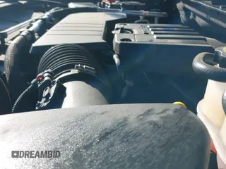 ✅ 2024 Chevrolet Silverado 1500 Custom • VIN: 1GCPABEK9RZ166558 • Lot: 43593685. Wystawiony na IAAI z przebiegiem 22 784 mil. Bezpłatny archiwum sprzedaży aukcyjnych z USA i szczegółowy raport historii pojazdu na DreamBid. Zdjęcie 19.