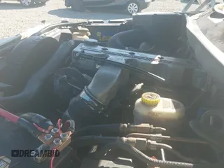 ✅ 1998 Dodge 2500 • VIN: 1B7KF2363WJ175493 • Lot: 42791635. Wystawiony na IAAI z przebiegiem 240 056 mil. Bezpłatny archiwum sprzedaży aukcyjnych z USA i szczegółowy raport historii pojazdu na DreamBid. Zdjęcie 20.