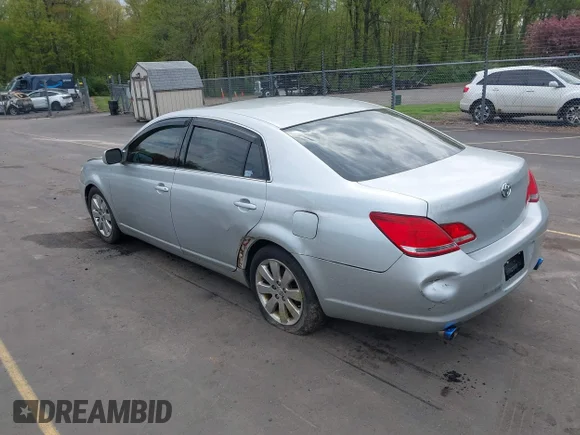 ✅ 2007 Toyota Avalon Limited • VIN: 4T1BK36B47U233066 • Lot: 45045506. Wystawiony na IAAI z przebiegiem 197 133 mil. Bezpłatny archiwum sprzedaży aukcyjnych z USA i szczegółowy raport historii pojazdu na DreamBid. Zdjęcie 3.