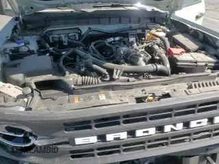 ✅ 2024 Ford Bronco Black Diamond • VIN: 1FMDE1AP7RLA80828 • Lot: 67406455. Listed on Copart with 8,691 mi. Free auction sales archive from the USA and detailed vehicle history report at DreamBid. Image 15.