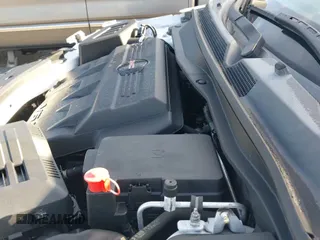 ✅ 2010 GMC Terrain SLT-2 • VIN: 2CTFLJEY6A6241421 • Lot: 42668314. Wystawiony na IAAI z przebiegiem 48 032 mil. Bezpłatny archiwum sprzedaży aukcyjnych z USA i szczegółowy raport historii pojazdu na DreamBid. Zdjęcie 19.