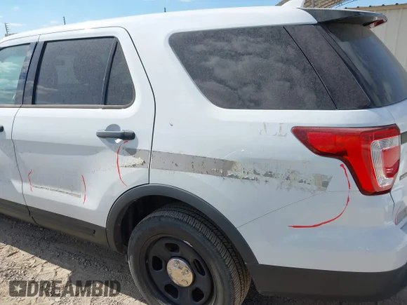 ✅ 2016 Ford Police Interceptor Utility • VIN: 1FM5K8AR4GGB96985 • Лот: 43364686. Опубликован ранее на IAAI с пробегом 70 454 миль. Бесплатный доступ к архиву аукционных продаж из США и подробный отчёт об истории автомобиля на DreamBid. Изображение 12.