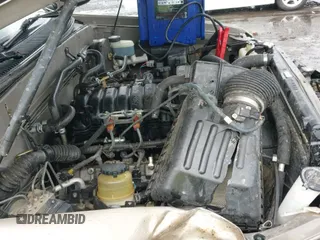 ✅ 2006 Toyota Tundra SR5 • VIN: 5TBRT34126S482746 • Lot: 42470735. Listed on IAAI with 204,124 mi. Free auction sales archive from the USA and detailed vehicle history report at DreamBid. Image 23.