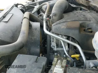 2019 Ram 1500 Tradesman z VIN 1C6RR6FT5KS741972, wystawiony jako IAAI lot #43344248 z przebiegiem 119 411 mil mil oraz . Historia ofert i sprzedaży dostępna na DreamBid. Obrazek 23.