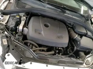 ✅ 2017 Volvo XC60 Dynamic • VIN: YV449MRR9H2190958 • Lot: 82183295. Wystawiony na Copart z przebiegiem 96 688 mil. Bezpłatny archiwum sprzedaży aukcyjnych z USA i szczegółowy raport historii pojazdu na DreamBid. Zdjęcie 16.