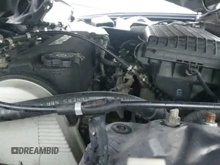 ✅ 1998 Honda Civic • VIN: 2HGEJ6435WH001144 • Lot: 43572531. Wystawiony na IAAI z przebiegiem 123 635 mil. Bezpłatny archiwum sprzedaży aukcyjnych z USA i szczegółowy raport historii pojazdu na DreamBid. Zdjęcie 20.