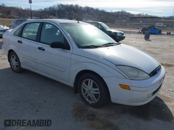 ✅ 2000 Ford Focus SE • VIN: 1FAFP3433YW103133 • Лот: 44201643. Опубликован ранее на IAAI с пробегом 149 866 миль. Бесплатный доступ к архиву аукционных продаж из США и подробный отчёт об истории автомобиля на DreamBid. Изображение 1.