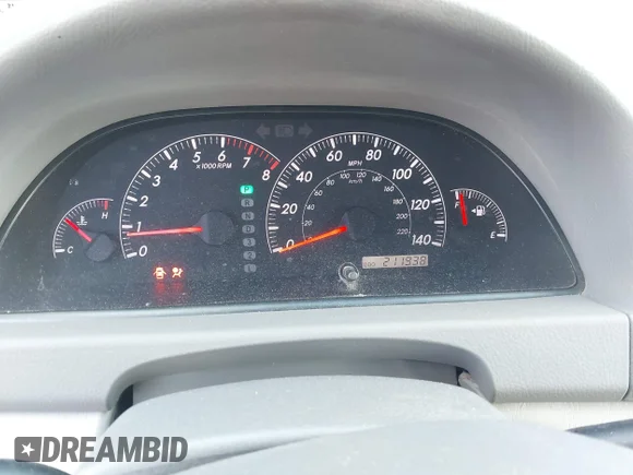 ✅ 2006 Toyota Camry XLE • VIN: 4T1BE30K96U684783 • Lot: 44067870. Wystawiony na IAAI z przebiegiem 211 819 mil. Bezpłatny archiwum sprzedaży aukcyjnych z USA i szczegółowy raport historii pojazdu na DreamBid. Zdjęcie 7.