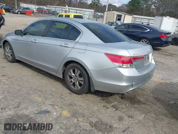 ✅ 2012 Honda Accord SE • VIN: 1HGCP2F6XCA002404 • Lot: 44398057. Wystawiony na IAAI z przebiegiem 170 581 mil. Bezpłatny archiwum sprzedaży aukcyjnych z USA i szczegółowy raport historii pojazdu na DreamBid. Zdjęcie 3.