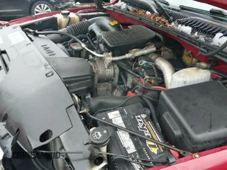 ✅ 2005 GMC Sierra 2500HD SLE • VIN: 1GTHK23285F849108 • Lot: 41554631. Listed on IAAI with 214,760 mi. Free auction sales archive from the USA and detailed vehicle history report at DreamBid. Image 19.