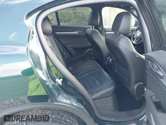 ✅ 2019 Alfa Romeo Stelvio Ti Sport • VIN: ZASPAKBN0K7C34446 • Lot: 43317699. Listed on IAAI with 88,260 mi. Free auction sales archive from the USA and detailed vehicle history report at DreamBid. Image 8.