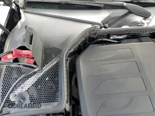 ✅ 2020 Mercedes-Benz C 300 • VIN: WDDWJ8DB8LF933234 • Lot: 91926175. Listed on Copart with 46,064 mi. Free auction sales archive from the USA and detailed vehicle history report at DreamBid. Image 13.