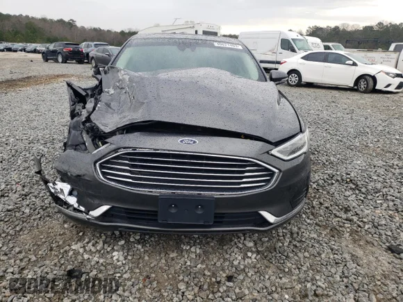 ✅ 2019 Ford Fusion SEL • VIN: 3FA6P0CD0KR265028 • Лот: 40621403. Опубліковано раніше на Copart з пробігом 77 628 миль. Безкоштовний доступ до архіву аукціонних продажів зі США та докладний звіт про історію автомобіля на DreamBid. Зображення 5.