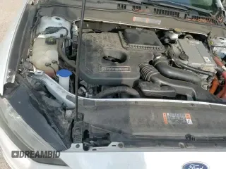 ✅ 2018 Ford Fusion S • VIN: 3FA6P0UU7JR228684 • Lot: 67480865. Wystawiony na Copart z przebiegiem 91 271 mil. Bezpłatny archiwum sprzedaży aukcyjnych z USA i szczegółowy raport historii pojazdu na DreamBid. Zdjęcie 13.