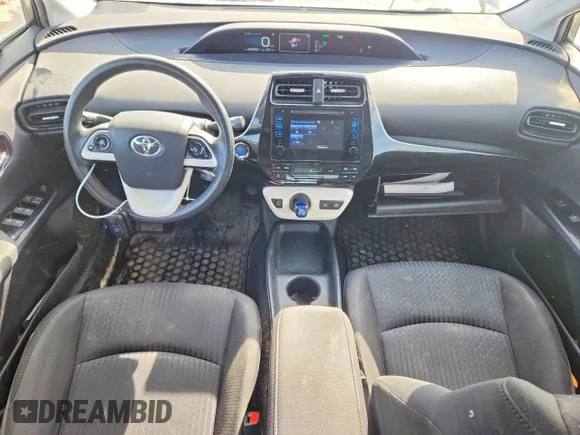 ✅ 2016 Toyota Prius Two • VIN: JTDKBRFU0G3017147 • Lot: 46103676. Wystawiony na Copart z przebiegiem 245 342 mil. Bezpłatny archiwum sprzedaży aukcyjnych z USA i szczegółowy raport historii pojazdu na DreamBid. Zdjęcie 8.