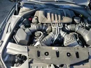 ✅ 2015 BMW M6 • VIN: WBS6C9C52FD468027 • Lot: 85703214. Wystawiony na Copart z przebiegiem 91 130 mil. Bezpłatny archiwum sprzedaży aukcyjnych z USA i szczegółowy raport historii pojazdu na DreamBid. Zdjęcie 13.