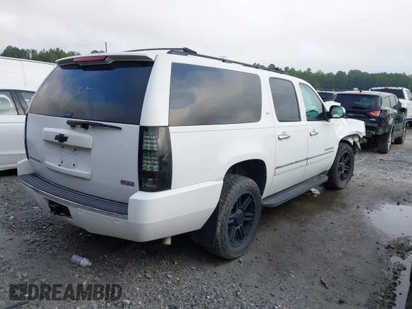 ✅ 2009 Chevrolet Suburban LTZ • VIN: 1GNFK36359R256609 • Lot: 42799458. Listed on IAAI with 146,257 mi. Free auction sales archive from the USA and detailed vehicle history report at DreamBid. Image 4.