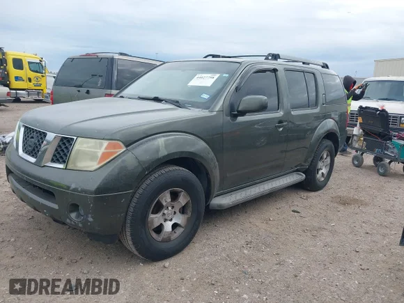 ✅ 2005 Nissan Pathfinder SE • VIN: 5N1AR18UX5C737893 • Lot: 44027798. Wystawiony na IAAI z przebiegiem 172 604 mil. Bezpłatny archiwum sprzedaży aukcyjnych z USA i szczegółowy raport historii pojazdu na DreamBid. Zdjęcie 2.