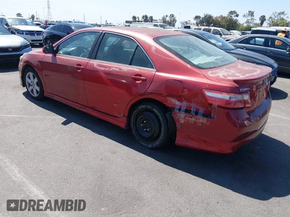 ✅ 2007 Toyota Camry LE • VIN: 4T1BE46K07U040586 • Lot: 45398502. Wystawiony na IAAI z przebiegiem 240 793 mil. Bezpłatny archiwum sprzedaży aukcyjnych z USA i szczegółowy raport historii pojazdu na DreamBid. Zdjęcie 3.