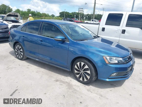 ✅ 2015 Volkswagen Jetta Hybrid SEL Premium • VIN: 3VW637AJXFM402709 • Лот: 42995692. Опубліковано раніше на IAAI з пробігом 79 345 миль. Безкоштовний доступ до архіву аукціонних продажів зі США та докладний звіт про історію автомобіля на DreamBid. Зображення 1.