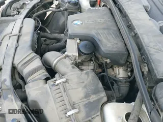 ✅ 2015 BMW X1 sDrive28i • VIN: WBAVM1C56FVW57854 • Lot: 43252976. Wystawiony na IAAI z przebiegiem 110 796 mil. Bezpłatny archiwum sprzedaży aukcyjnych z USA i szczegółowy raport historii pojazdu na DreamBid. Zdjęcie 19.