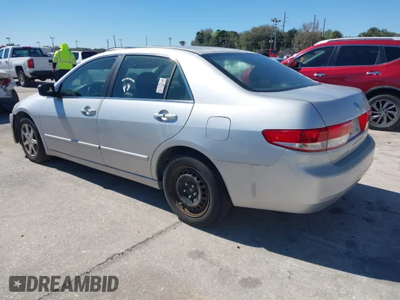 ✅ 2003 Honda Accord EX • VIN: 1HGCM66533A001778 • Lot: 44457927. Wystawiony na IAAI z przebiegiem 200 627 mil. Bezpłatny archiwum sprzedaży aukcyjnych z USA i szczegółowy raport historii pojazdu na DreamBid. Zdjęcie 3.