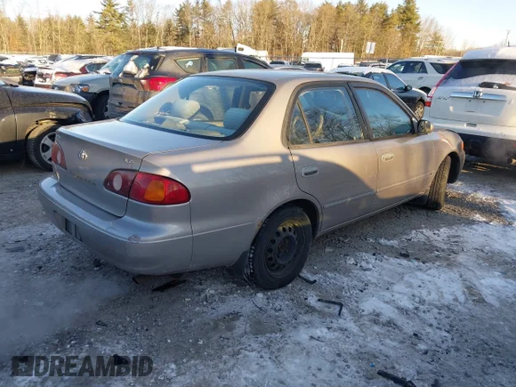 ✅ 2002 Toyota Corolla CE • VIN: 2T1BR12E62C529586 • Lot: 43933173. Wystawiony na IAAI z przebiegiem 173 948 mil. Bezpłatny archiwum sprzedaży aukcyjnych z USA i szczegółowy raport historii pojazdu na DreamBid. Zdjęcie 4.