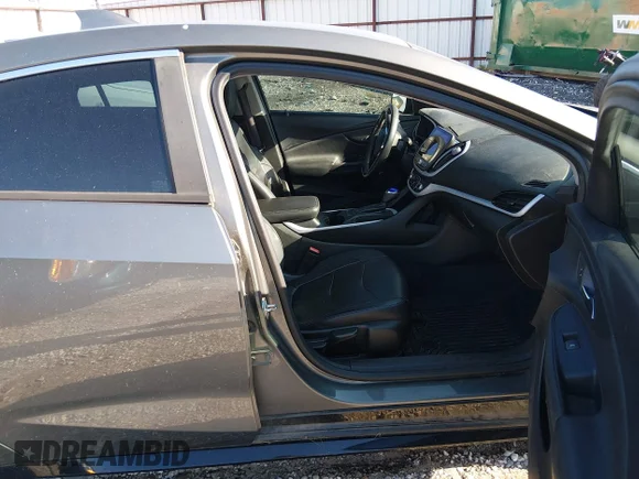 ✅ 2017 Chevrolet Volt LT • VIN: 1G1RC6S58HU111581 • Lot: 45383894. Wystawiony na IAAI z przebiegiem 146 759 mil. Bezpłatny archiwum sprzedaży aukcyjnych z USA i szczegółowy raport historii pojazdu na DreamBid. Zdjęcie 5.