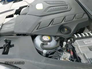 ✅ 2021 Porsche Cayenne • VIN: WP1AH2AY3MDA38073 • Lot: 42504987. Listed on IAAI with 38,624 mi. Free auction sales archive from the USA and detailed vehicle history report at DreamBid. Image 23.