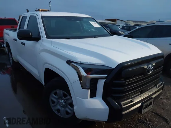 ✅ 2022 Toyota Tundra SR • VIN: 5TFKB5AA2NX013693 • Лот: 43776003. Опубліковано раніше на IAAI з пробігом 112 506 миль. Безкоштовний доступ до архіву аукціонних продажів зі США та докладний звіт про історію автомобіля на DreamBid. Зображення 1.