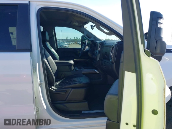 ✅ 2019 Chevrolet Silverado 1500 RST • VIN: 1GCUYEED0KZ254986 • Lot: 44317543. Wystawiony na IAAI z przebiegiem 42 638 mil. Bezpłatny archiwum sprzedaży aukcyjnych z USA i szczegółowy raport historii pojazdu na DreamBid. Zdjęcie 5.
