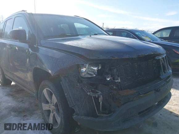 ✅ 2017 Jeep Compass High Altitude • VIN: 1C4NJDEB1HD177942 • Lot: 43947147. Wystawiony na IAAI z przebiegiem 126 117 mil. Bezpłatny archiwum sprzedaży aukcyjnych z USA i szczegółowy raport historii pojazdu na DreamBid. Zdjęcie 6.