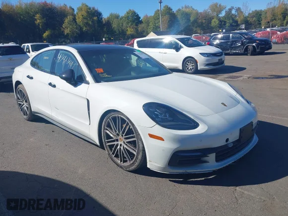 2020 Porsche Panamera