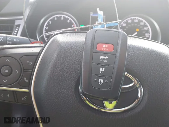 ✅ 2024 Toyota Camry LE • VIN: 4T1R11AKXRU260871 • Lot: 44130722. Wystawiony na IAAI z przebiegiem 12 903 mil. Bezpłatny archiwum sprzedaży aukcyjnych z USA i szczegółowy raport historii pojazdu na DreamBid. Zdjęcie 11.