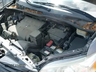 ✅ 2016 Toyota Sienna L • VIN: 5TDZK3DC9GS740287 • Lot: 43203857. Wystawiony na IAAI z przebiegiem 133 005 mil. Bezpłatny archiwum sprzedaży aukcyjnych z USA i szczegółowy raport historii pojazdu na DreamBid. Zdjęcie 20.