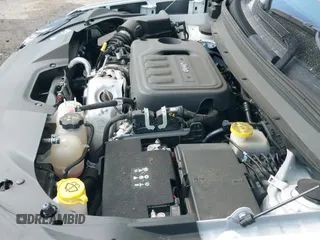 ✅ 2022 Jeep Cherokee Latitude Lux • VIN: 1C4PJMMN4ND545059 • Lot: 41934774. Listed on IAAI with 15,737 mi. Free auction sales archive from the USA and detailed vehicle history report at DreamBid. Image 21.