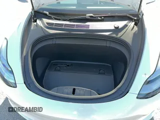 ✅ 2019 Tesla Model 3 Long Range • VIN: 5YJ3E1EB1KF421549 • Lot: 93377115. Listed on Copart with 97,600 mi. Free auction sales archive from the USA and detailed vehicle history report at DreamBid. Image 11.