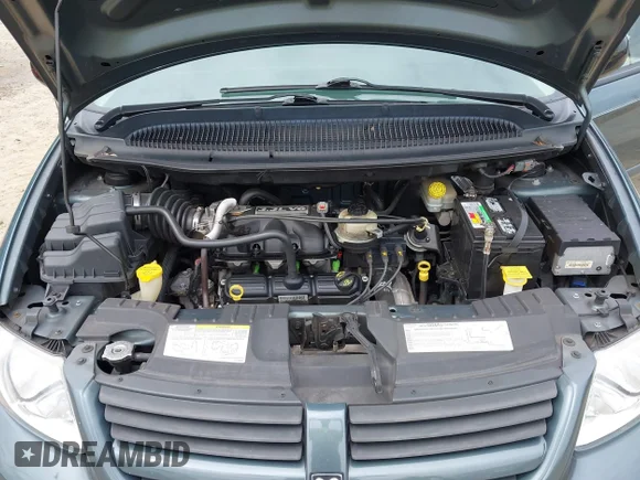 ✅ 2006 Dodge Caravan SXT • VIN: 1D4GP45R46B573332 • Lot: 45085305. Listed on IAAI with 128,332 mi. Free auction sales archive from the USA and detailed vehicle history report at DreamBid. Image 10.