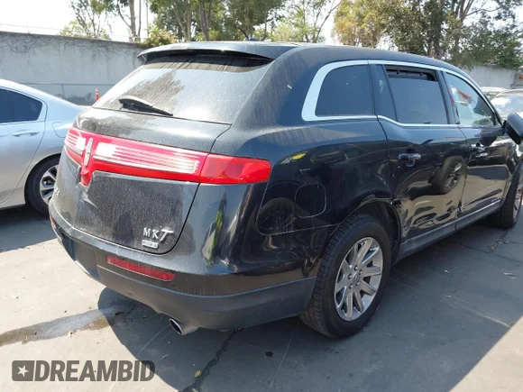 ✅ 2014 Lincoln MKT • VIN: 2LMHJ5NK9EBL50269 • Лот: 42965240. Опубликован ранее на IAAI с пробегом 369 713 миль. Бесплатный доступ к архиву аукционных продаж из США и подробный отчёт об истории автомобиля на DreamBid. Изображение 4.
