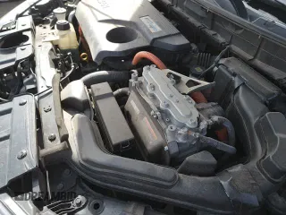 ✅ 2017 Nissan Rogue SV Hybrid • VIN: 5N1ET2MV4HC796918 • Lot: 91062455. Listed on Copart with 82,405 mi. Free auction sales archive from the USA and detailed vehicle history report at DreamBid. Image 15.