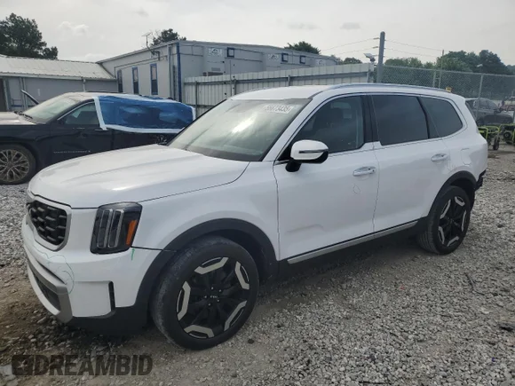 ✅ 2023 Kia Telluride S • VIN: 5XYP64GC7PG348810 • Лот: 56673435. Опубліковано раніше на Copart з пробігом 36 342 миль. Безкоштовний доступ до архіву аукціонних продажів зі США та докладний звіт про історію автомобіля на DreamBid. Зображення 1.