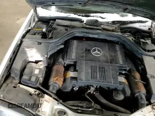 ✅ 1993 Mercedes-Benz S 320 • VIN: WDBGA43E9PA106850 • Lot: 85744534. Wystawiony na Copart z przebiegiem 155 005 mil. Bezpłatny archiwum sprzedaży aukcyjnych z USA i szczegółowy raport historii pojazdu na DreamBid. Zdjęcie 13.