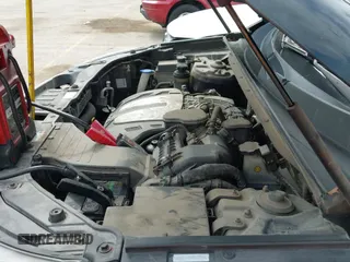 ✅ 2011 Kia Sorento LX • VIN: 5XYKT4A25BG158662 • Lot: 43106519. Listed on IAAI with 205,610 mi. Free auction sales archive from the USA and detailed vehicle history report at DreamBid. Image 12.