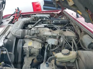 ✅ 1994 Ford Explorer Eddie Bauer • VIN: 1FMDU34X0RUD84507 • Lot: 42711982. Listed on IAAI with 177,347 mi. Free auction sales archive from the USA and detailed vehicle history report at DreamBid. Image 13.