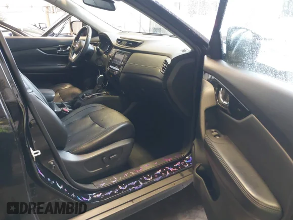✅ 2019 Nissan Rogue SV • VIN: 5N1AT2MT3KC760027 • Lot: 42243773. Listed on IAAI with 91,226 mi. Free auction sales archive from the USA and detailed vehicle history report at DreamBid. Image 5.