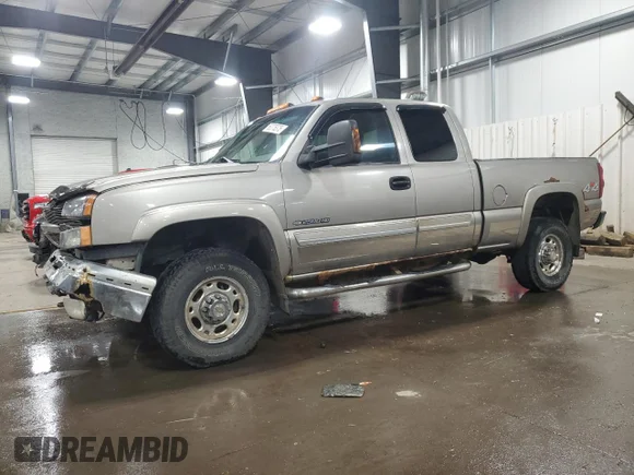✅ 2003 Chevrolet Silverado 2500HD LT • VIN: 1GCHK29U83E207435 • Lot: 68376375. Listed on Copart with 214,691 mi. Free auction sales archive from the USA and detailed vehicle history report at DreamBid. Image 1.