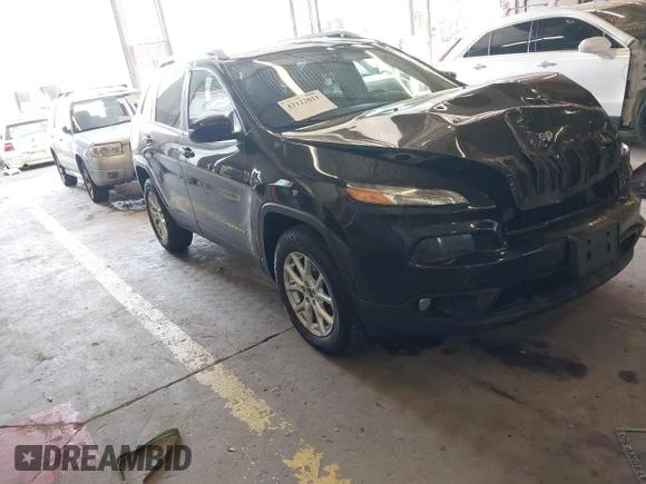 ✅ 2016 Jeep Cherokee Latitude • VIN: 1C4PJMCB8GW100824 • Lot: 42122021. Listed on IAAI with 166,852 mi. Free auction sales archive from the USA and detailed vehicle history report at DreamBid. Image 1.