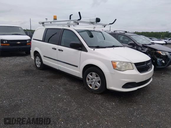 ✅ 2013 Ram Cargo Van Tradesman • VIN: 2C4JRGAG4DR658172 • Lot: 45172307. Wystawiony na IAAI z przebiegiem 92 227 mil. Bezpłatny archiwum sprzedaży aukcyjnych z USA i szczegółowy raport historii pojazdu na DreamBid. Zdjęcie 1.