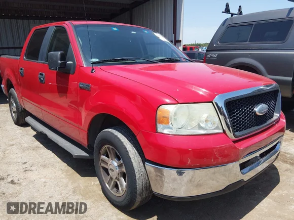✅ 2007 Ford F-150 XLT • VIN: 1FTPW12VX7KB54340 • Lot: 45605664. Wystawiony na IAAI z przebiegiem 156 906 mil. Bezpłatny archiwum sprzedaży aukcyjnych z USA i szczegółowy raport historii pojazdu na DreamBid. Zdjęcie 1.